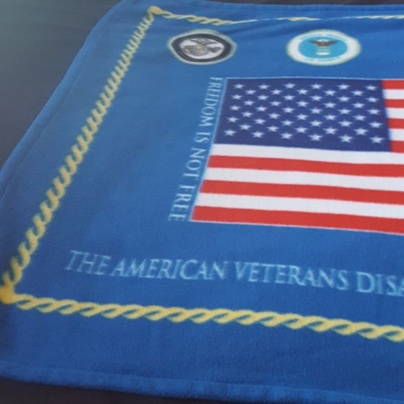Fleece American Veterans Disabled Blanket. - Picture 2 of 7